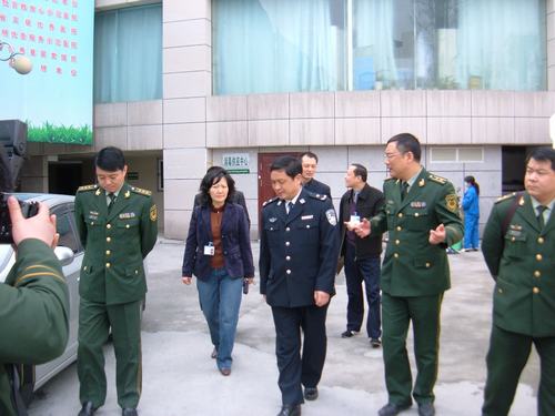市公安局、市消防支队检查我院消防工作