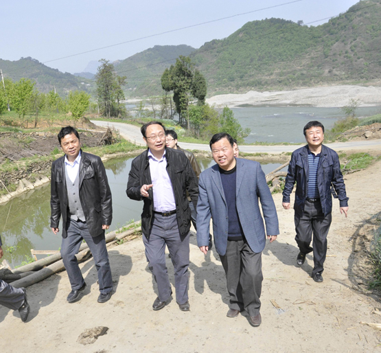 市人民医院新“三万”活动卓有成效