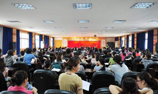我院成功举办湖北省危重病人护理管理培训班